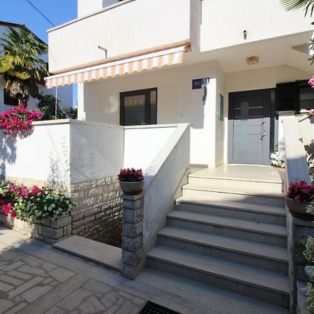 Apartments Sabina Porec Exterior photo
