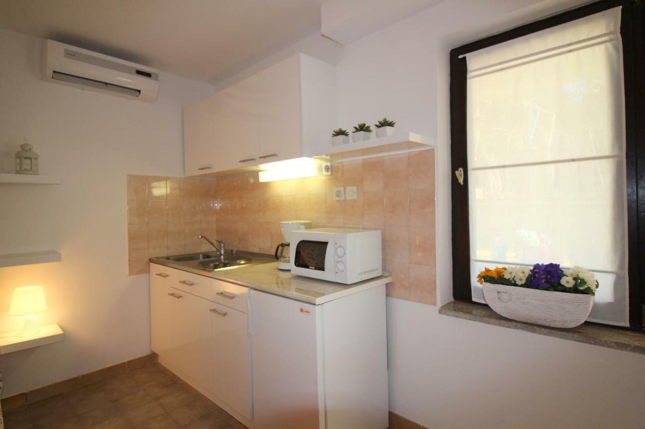 Apartments Sabina Porec Exterior photo