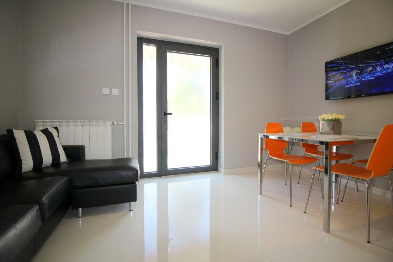 Apartments Sabina Porec Exterior photo