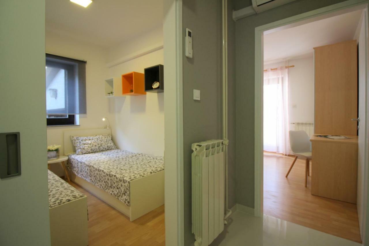 Apartments Sabina Porec Exterior photo