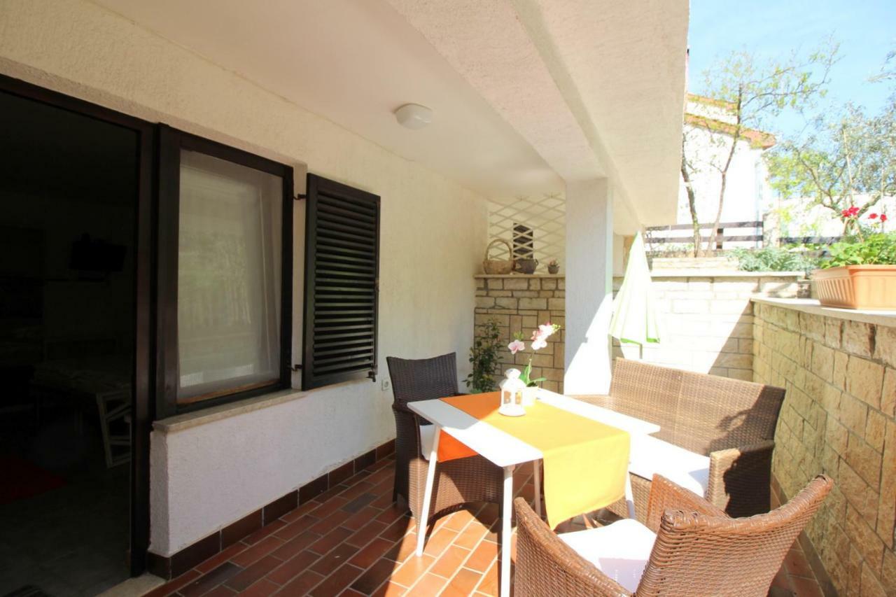 Apartments Sabina Porec Exterior photo